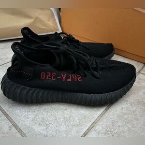 adidas Yeezy Boost 350 V2